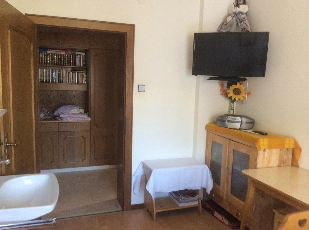Ferienwohnung Gerti Kalt Lieserhofen Exterior photo